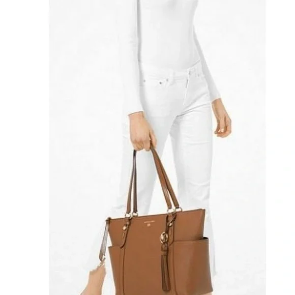 Michael Kors Camal/Tan Tote Bag - Picture 4 of 16